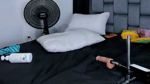 couple_gold69 @ chaturbate on 20250625