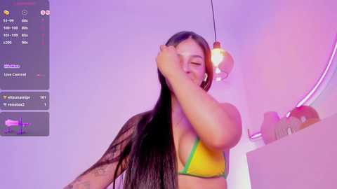 roxannegomez_ @ chaturbate on 20250625