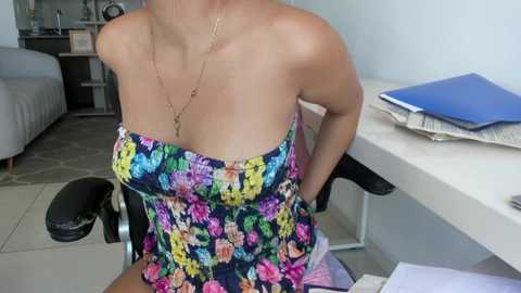 emillybrowm @ chaturbate on 20250626