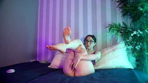 littlee33 @ chaturbate on 20250627