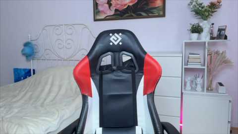 Media: innocent_melissa Chaturbate 2025-06-28 13:22:00