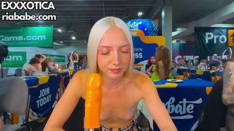 riababe @ chaturbate on 20250628