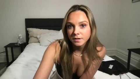 Media: scarletterose_504259 Chaturbate 2025-06-28 20:03:00