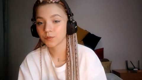 Media: sizzling_angel_555 Chaturbate 2025-06-28 19:44:00