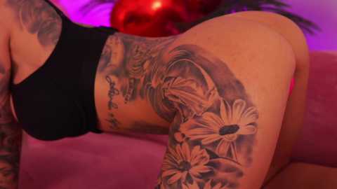 Media: therealfallingangel Chaturbate 2025-06-28 12:21:00