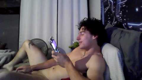agaustin @ chaturbate on 20250629