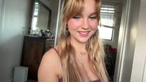 kittengirlxo @ chaturbate on 20250629