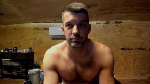 nothingtoseeherekk @ chaturbate on 20250629