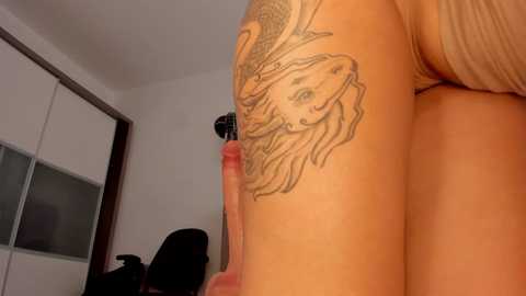 Media: itsbellax Chaturbate 2025-06-30 14:46:00