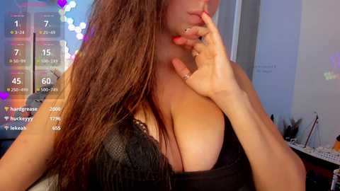 Media: victorias_world Chaturbate 2025-06-30 22:28:00