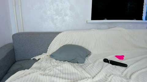 Media: viktoria_pum Chaturbate 2025-06-30 02:10:00