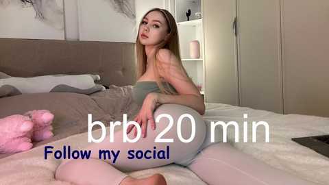 avroramy @ chaturbate on 20250701