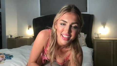 naomirhoades @ chaturbate on 20250701