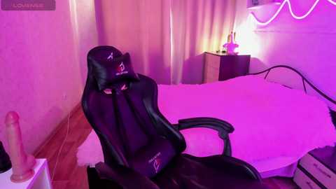 Media: sapphiresiren_ Chaturbate 2025-07-01 04:03:00