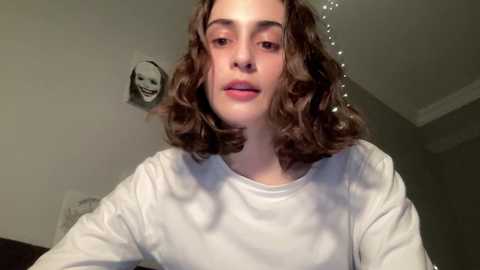 Media: wonderland_stia Chaturbate 2025-07-01 16:43:00