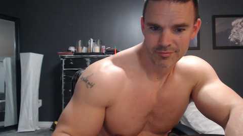 Media: alexiarain Chaturbate 2025-07-02 03:51:00