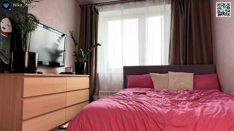 nika_lodge_official @ chaturbate on 20250702