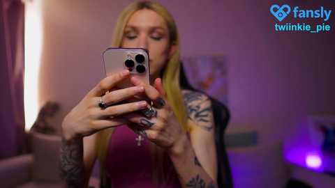 Media: twiinkie_pie Chaturbate 2025-07-02 14:41:00