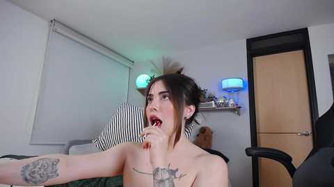 Media: wolfsfoster Chaturbate 2025-07-03 07:04:00