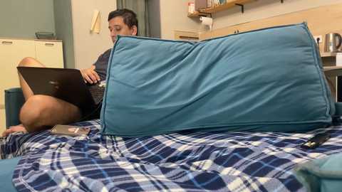 bicycle777 @ chaturbate on 20250704