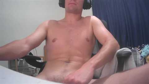 Media: charles20029 Chaturbate 2025-07-04 03:23:00