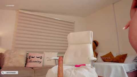 Media: missthailand_ Chaturbate 2025-07-04 02:08:00