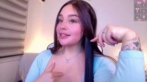 Media: nicolthompsonn Chaturbate 2025-07-04 04:05:00