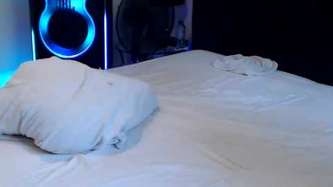 Media: passiekoppel Chaturbate 2025-07-04 18:13:00