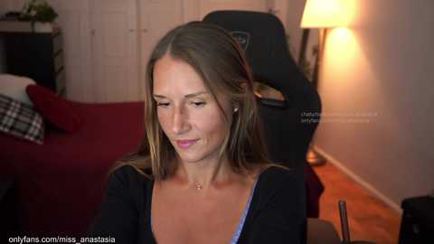 Media: yours_anastasia Chaturbate 2025-07-05 18:58:00