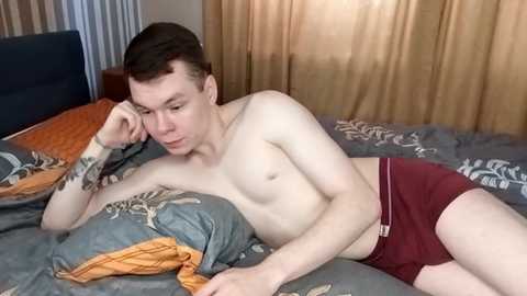 julielourens @ chaturbate on 20250706
