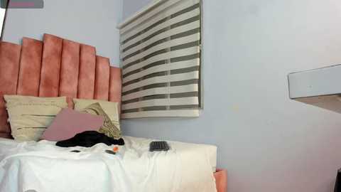 Media: lou_rosse Chaturbate 2025-07-06 02:42:00