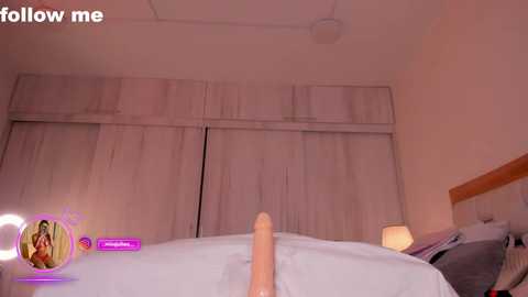missjuliaa_ @ chaturbate on 20250706