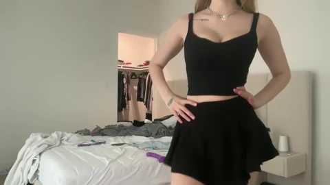 prettyluvvs @ chaturbate on 20250706