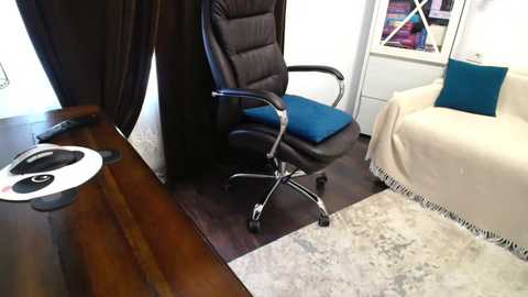 Media: siriamasha Chaturbate 2025-07-06 12:50:00