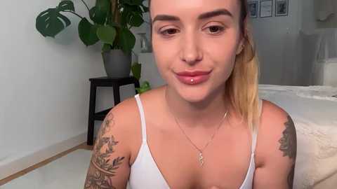 hakunamavie @ chaturbate on 20250707