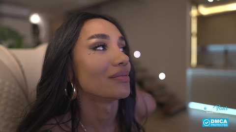 Media: sweetlaurasaenz Chaturbate 2025-07-07 03:07:00