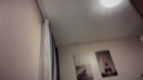 sabrina_cutiee @ chaturbate on 20250708