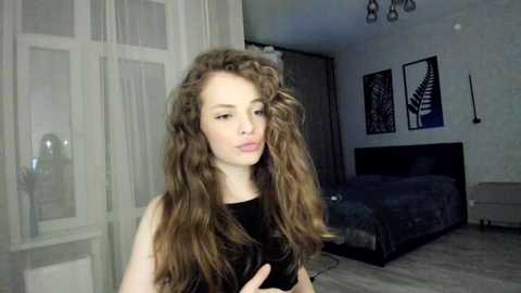 yourdearbella_ @ chaturbate on 20250708