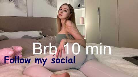 avroramy @ chaturbate on 20250709