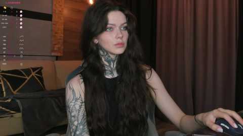 uwu_eva @ chaturbate on 20250709