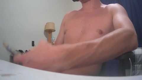 Media: charles20029 Chaturbate 2025-07-10 01:59:00