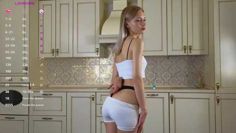 lynettedendy @ chaturbate on 20250710