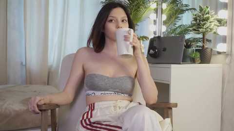 maecorell @ chaturbate on 20250710