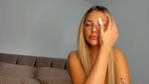 Media: ethel_alen Chaturbate 2025-07-11 18:13:00