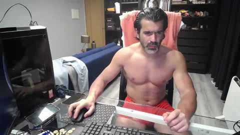 Media: latino23bom Chaturbate 2025-07-11 22:21:00