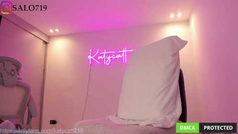 katycatt @ chaturbate on 20250712