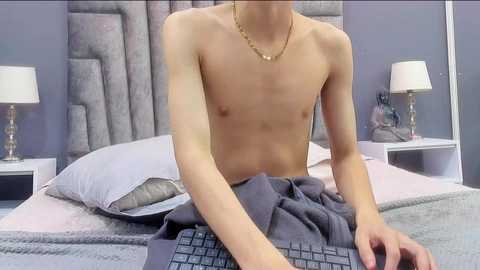 Media: bruce_hans Chaturbate 2025-07-13 18:14:00