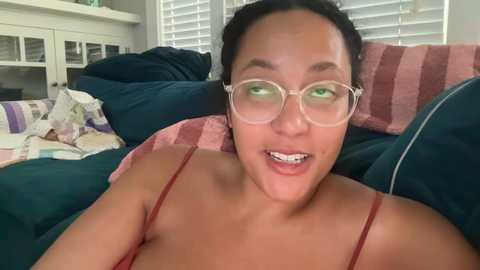 Media: dreamyriri Chaturbate 2025-07-13 15:09:00