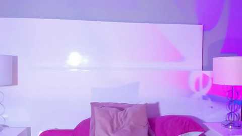 laura_aristizabal_19 @ chaturbate on 20250713