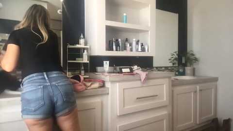 texas_blonde @ chaturbate on 20250715
